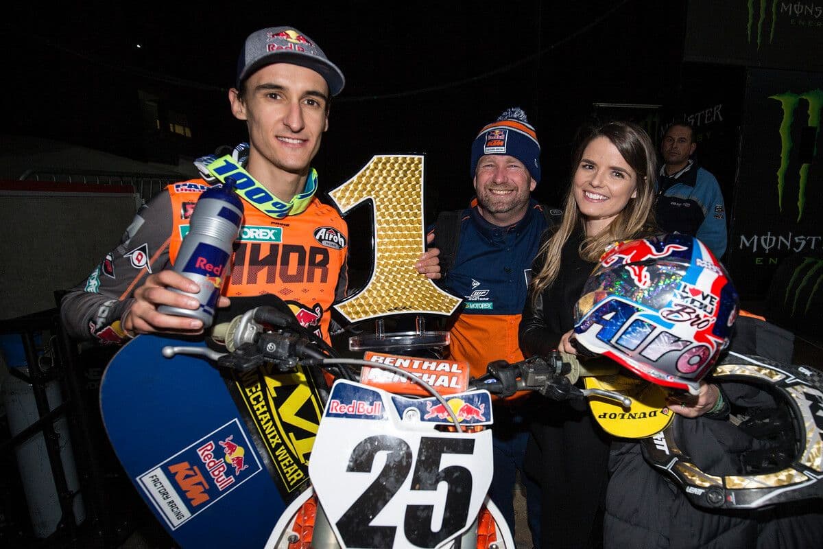 Paris SX and Legends image