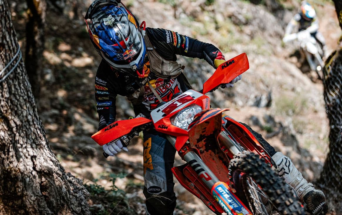 KTM Win Romaniacs