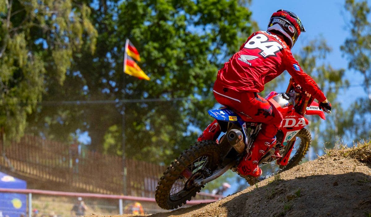 Herlings Wins Moto One - Loket