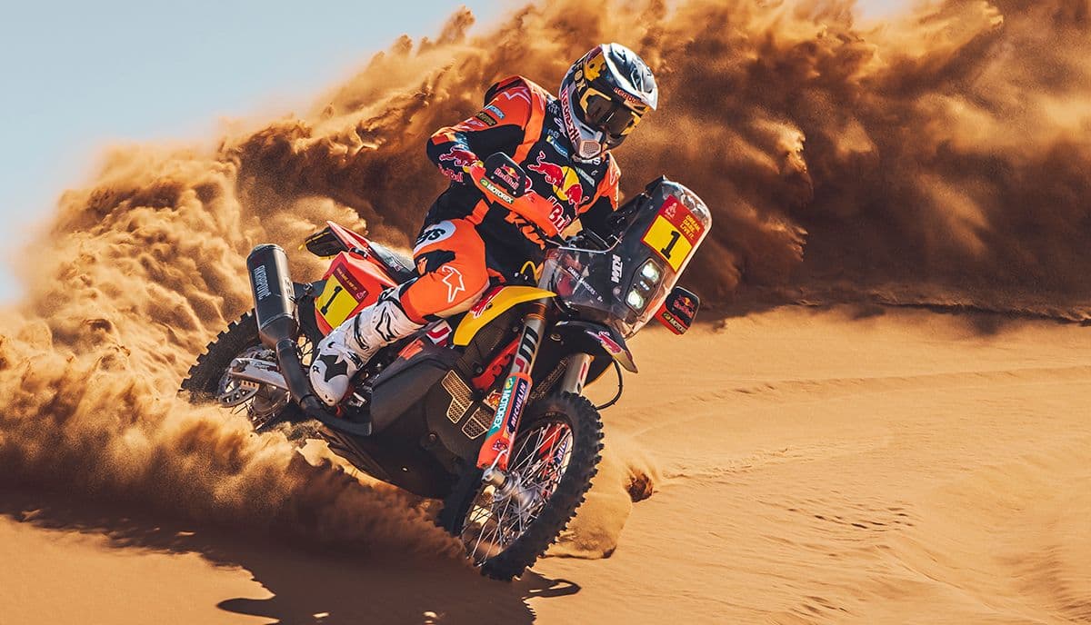 Sanders Goes for Two - Dakar image