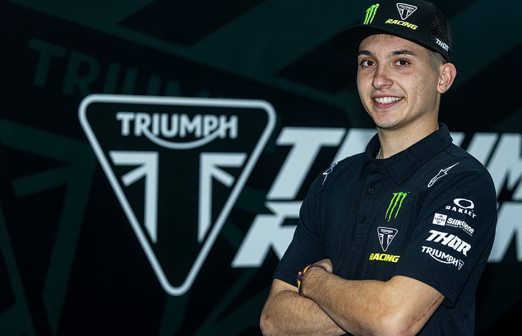 Farres To MXGP With Triumph image