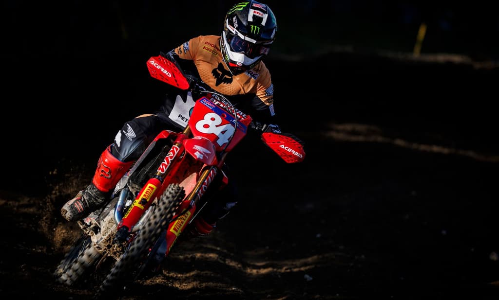 Herlings Dominates Moto One image