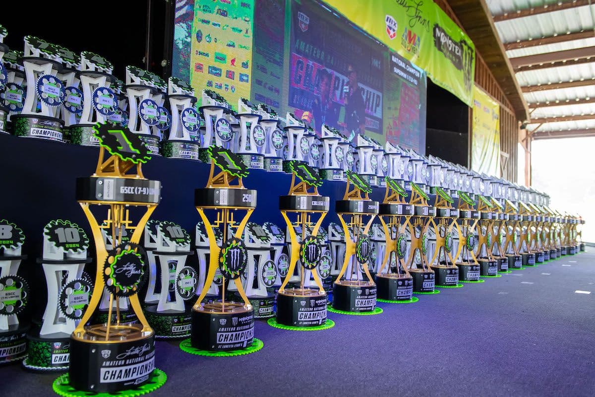 Loretta Lynn's - Awards 2024