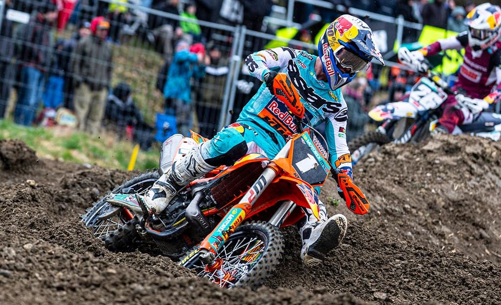 Langenfelder Wins Moto One image