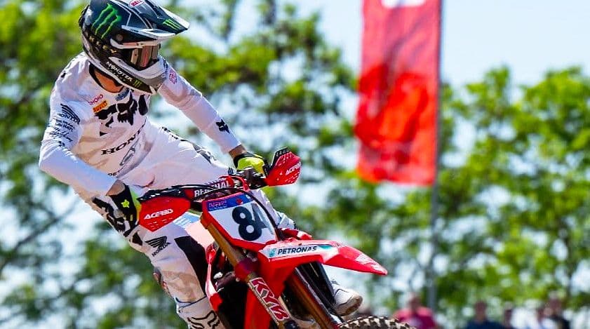 Herlings Wins in Italy image