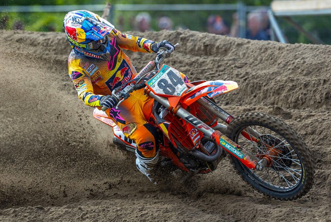 Herlings Wins In England