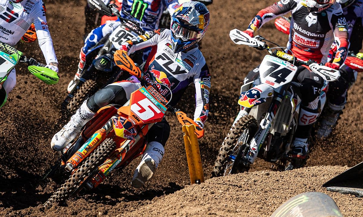 Coenen Wins - Herlings DNF