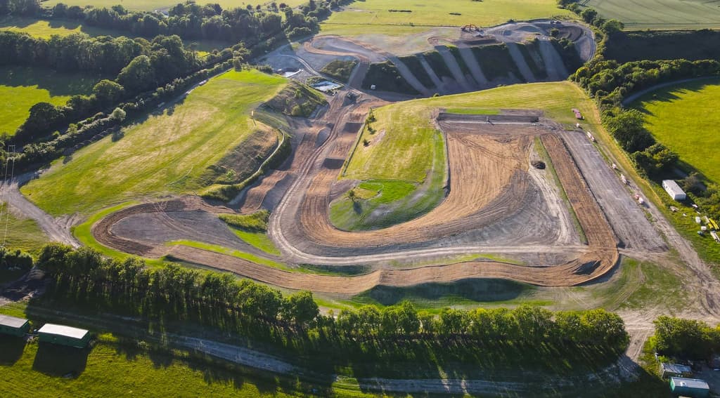 Foxhill Track - A Look image