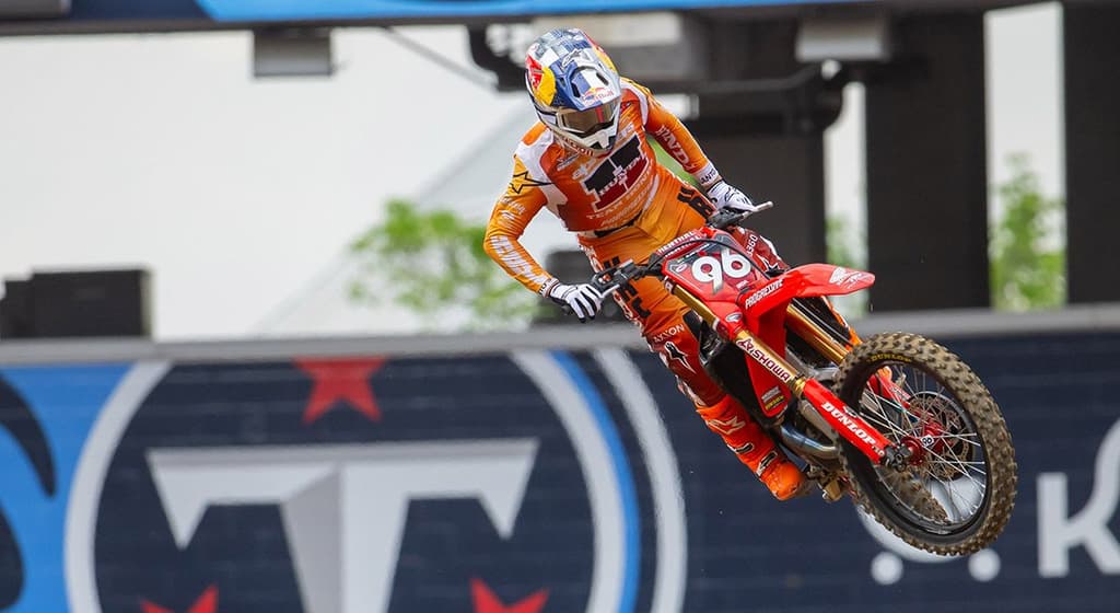 Hunter Lawrence - Red Plate image