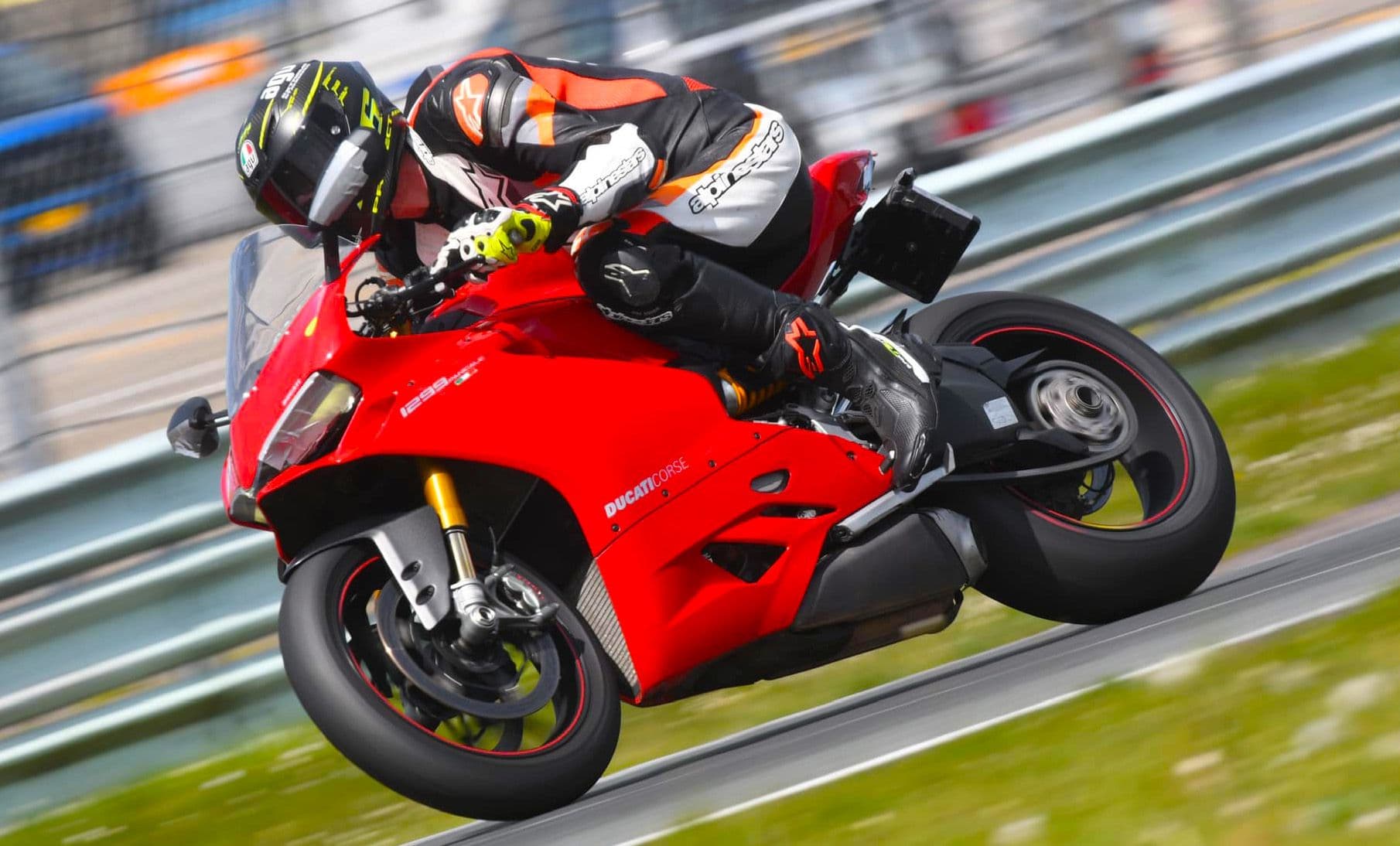 Daan Aagten - The Fastest Barman in the World