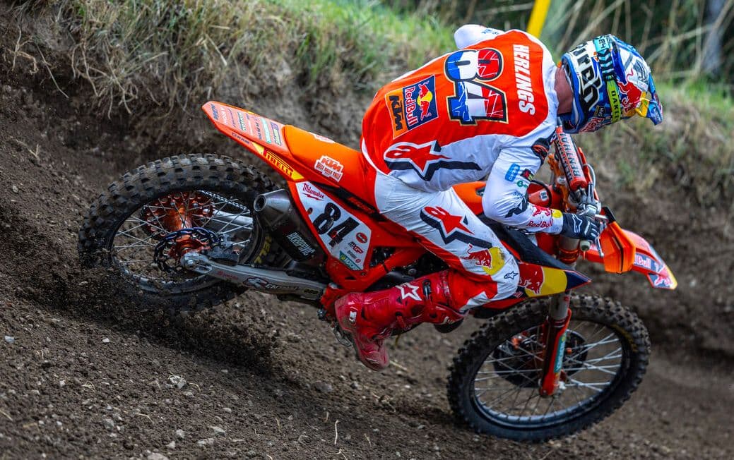 Herlings Wins Moto One - Loket