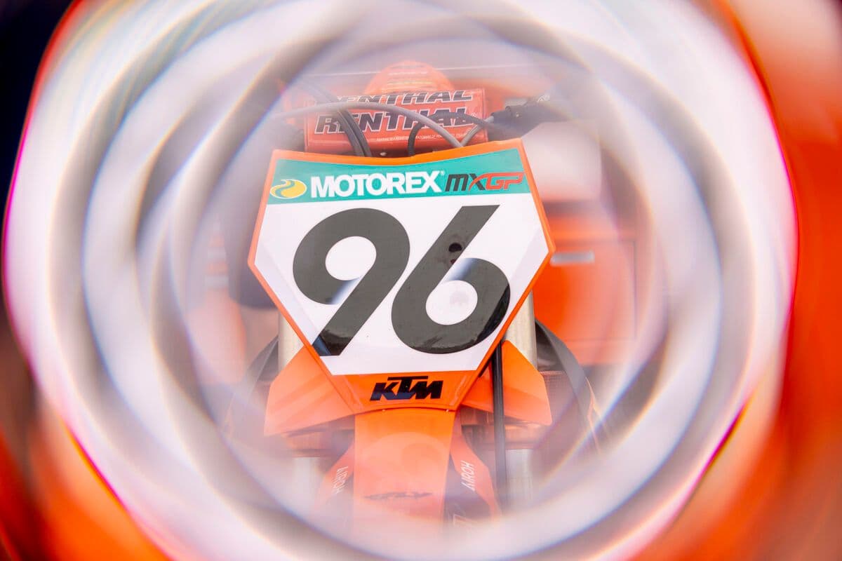 The Criss Crossing of Era's