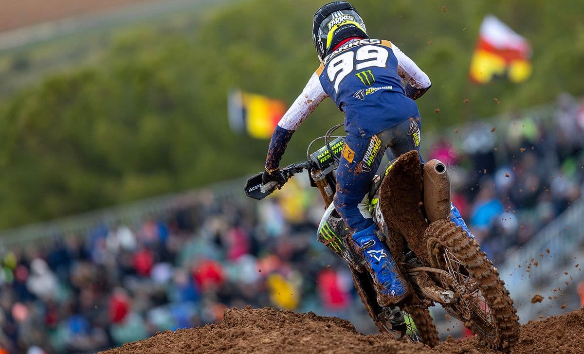 Triumph - Moving Forward