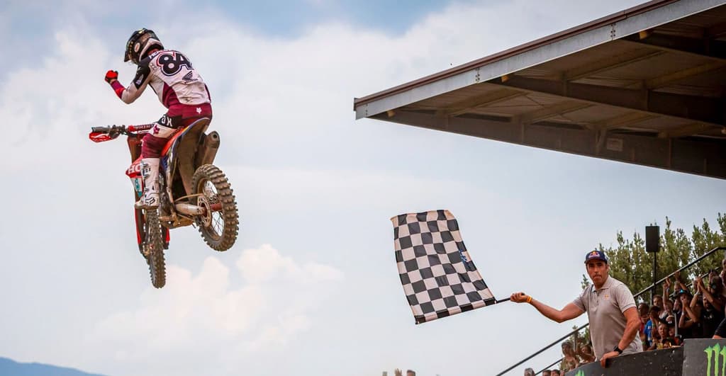 Herlings Wins Tough One image
